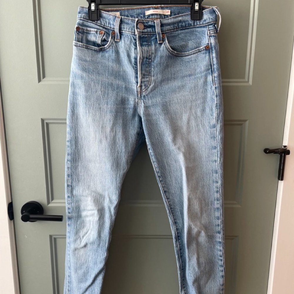 Levi's Wedgie Jean